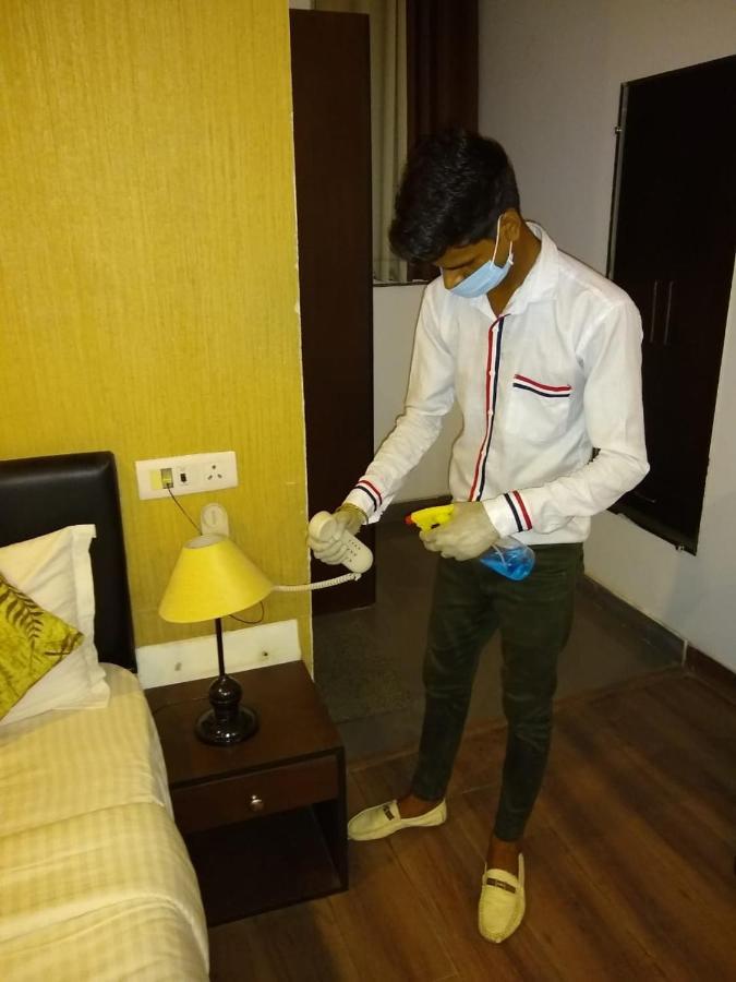 Airport Hotel Tashree New Delhi Exterior foto