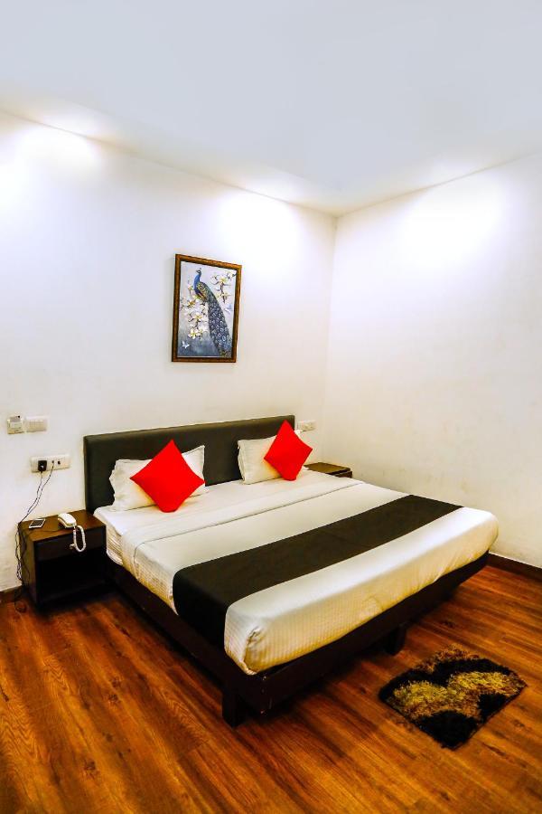 Airport Hotel Tashree New Delhi Exterior foto