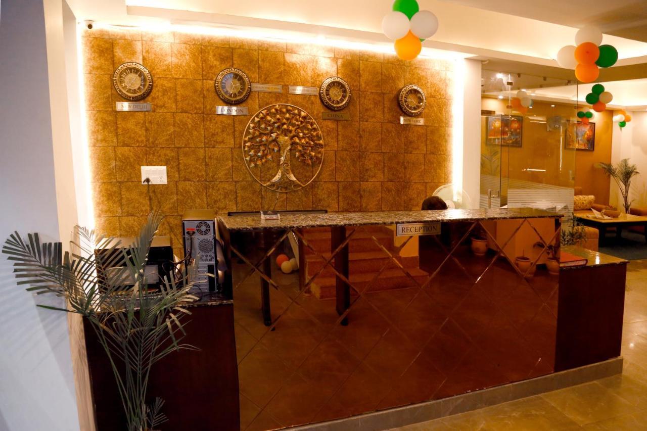 Airport Hotel Tashree New Delhi Exterior foto