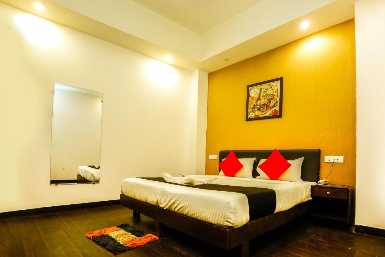 Airport Hotel Tashree New Delhi Exterior foto