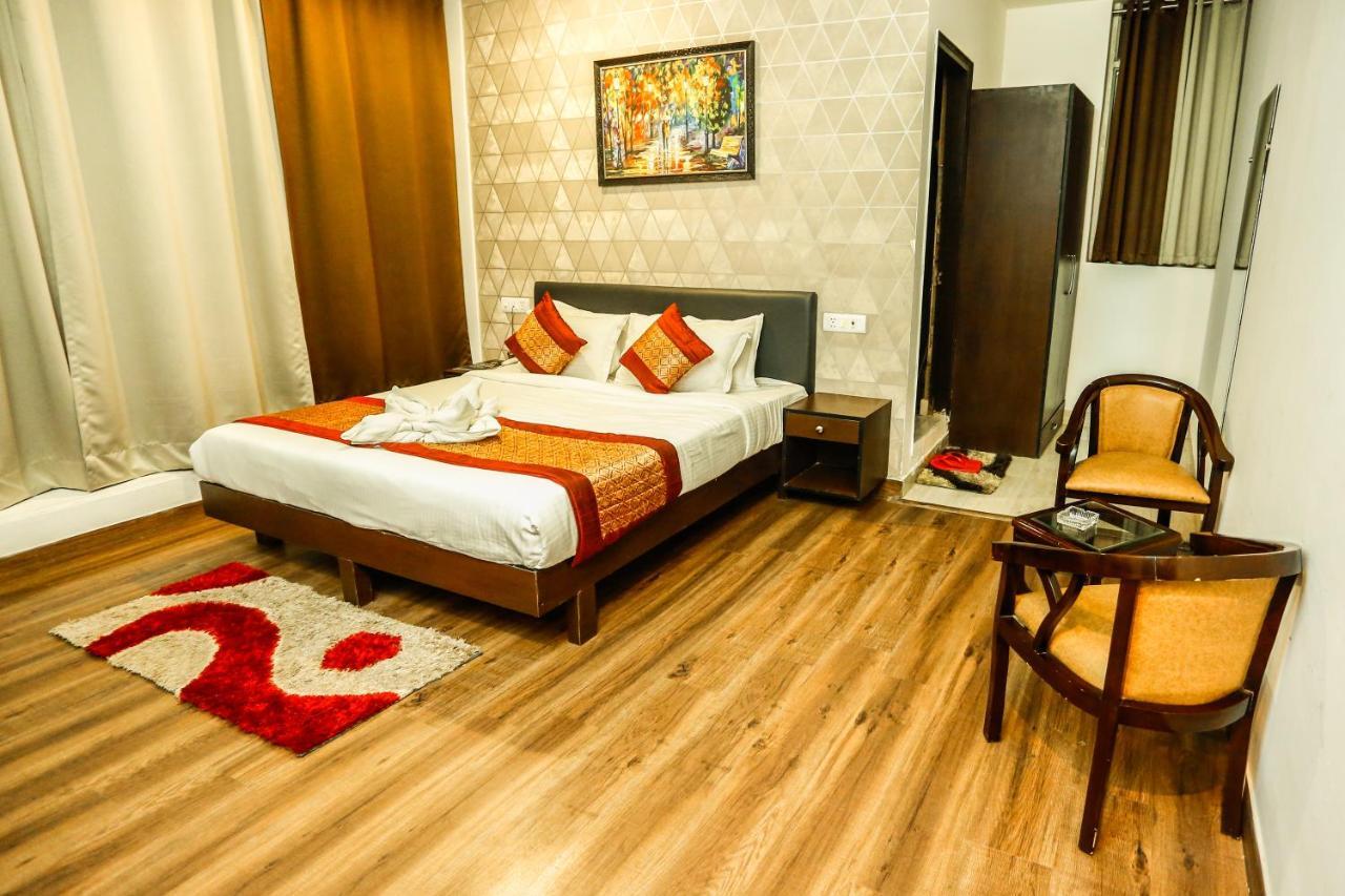 Airport Hotel Tashree New Delhi Exterior foto