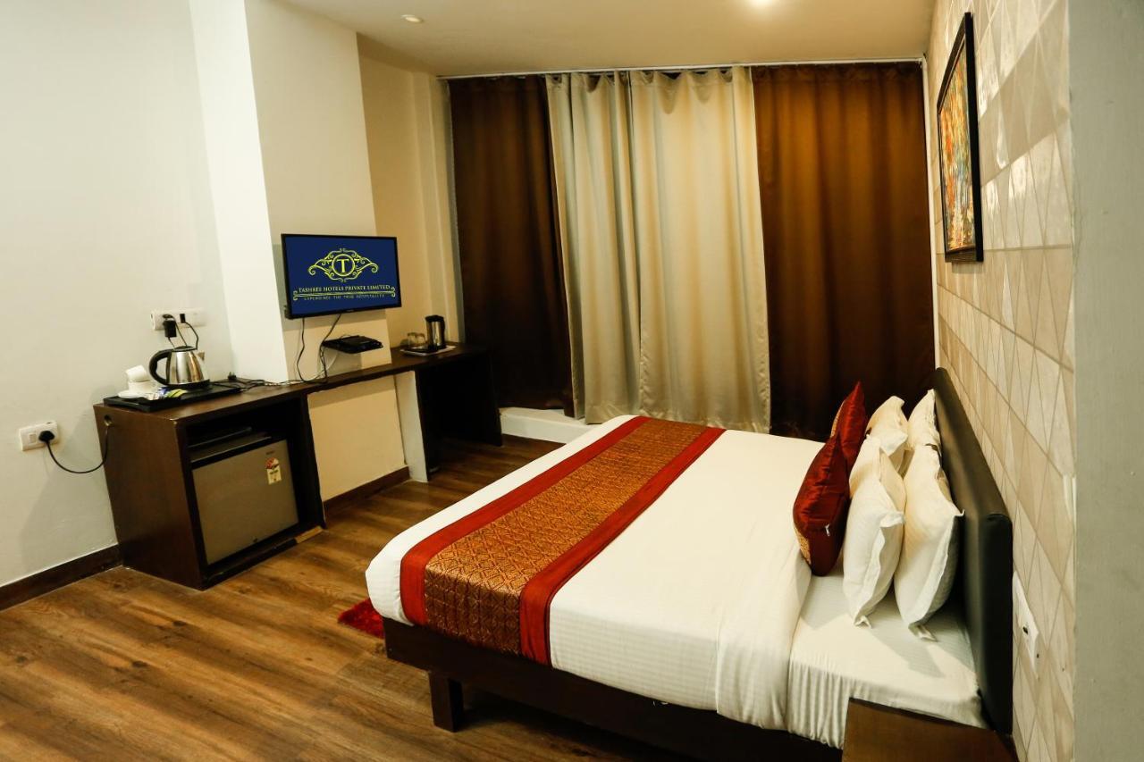 Airport Hotel Tashree New Delhi Exterior foto