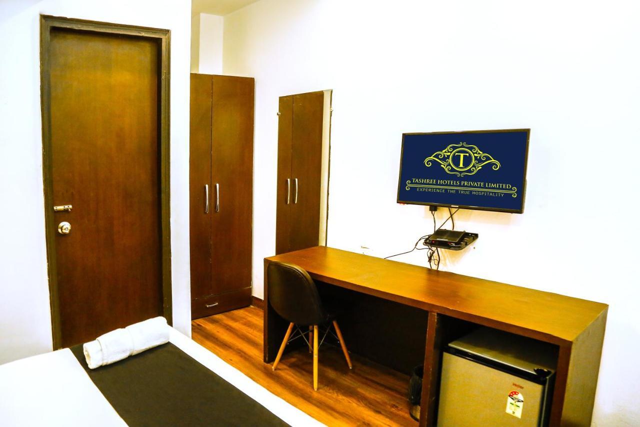 Airport Hotel Tashree New Delhi Exterior foto